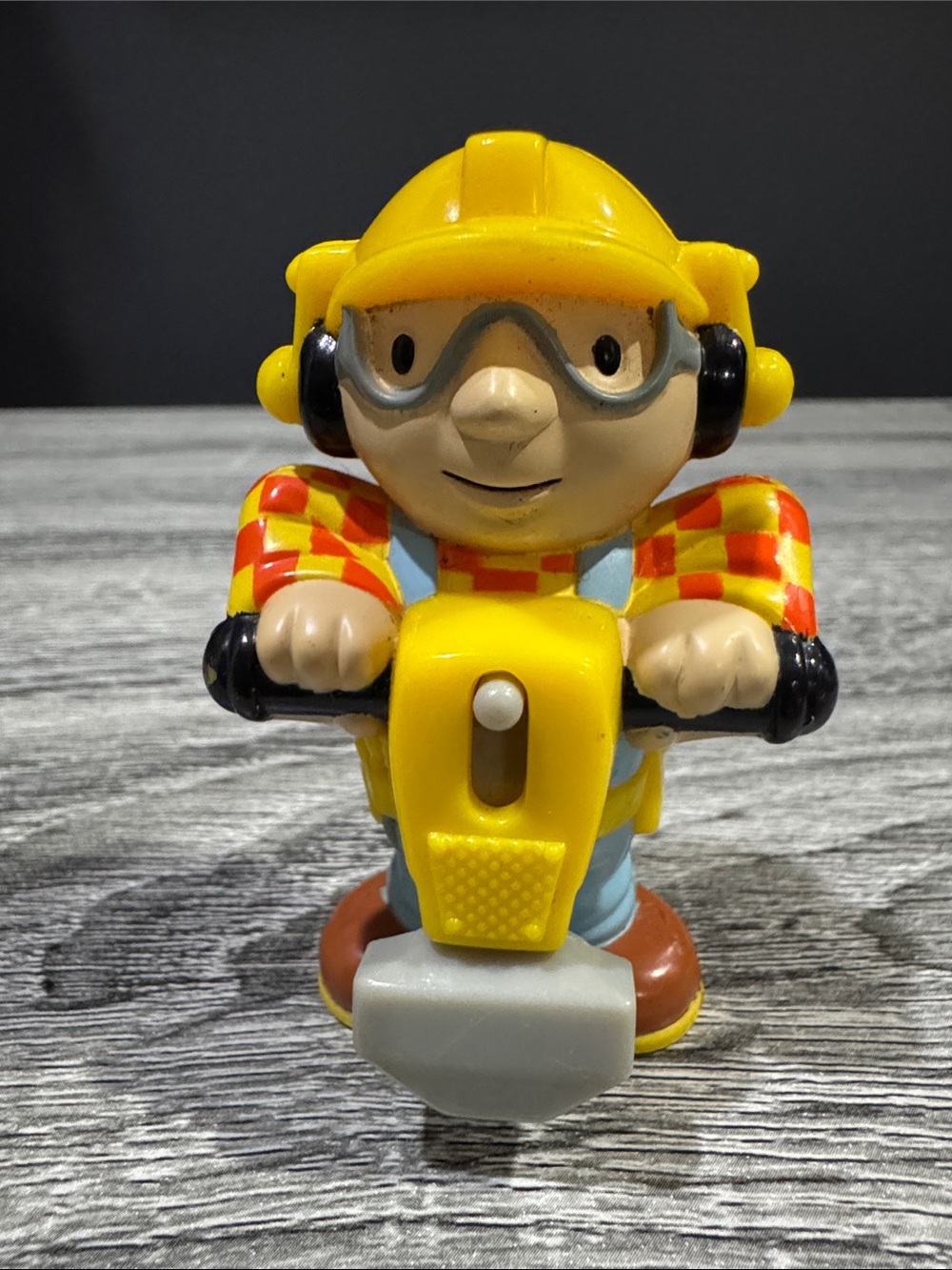 Hasbro | Bob the Builder: Bob with Moving Jackhammer (2000) - Vintage Toy Figure